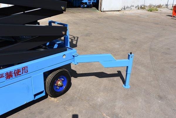 移动剪叉式升降作业平台