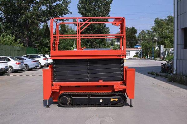 履带式升降作业平台