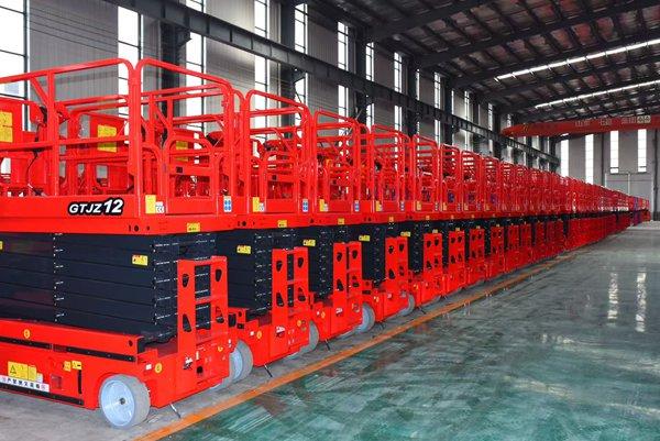 全自行式高空作业平台