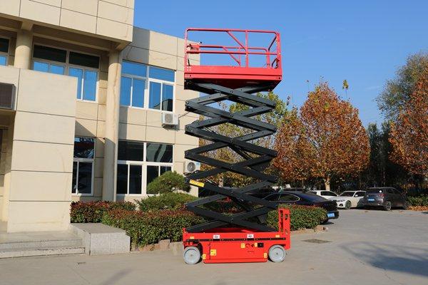 全自行式高空作业平台