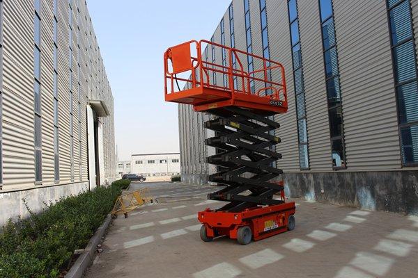 全自行式高空作业平台