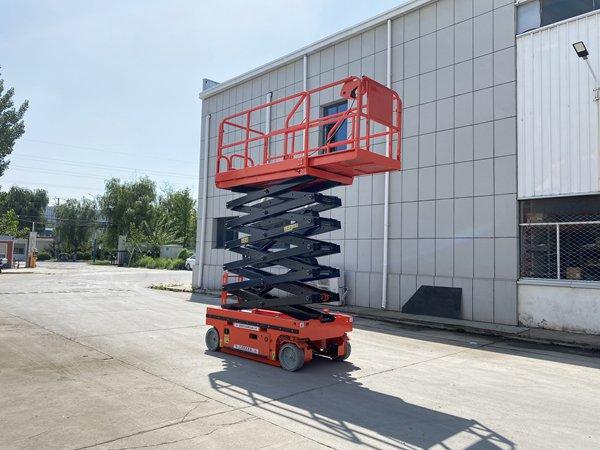 全自行式高空作业平台