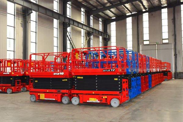 全自行式高空作业平台